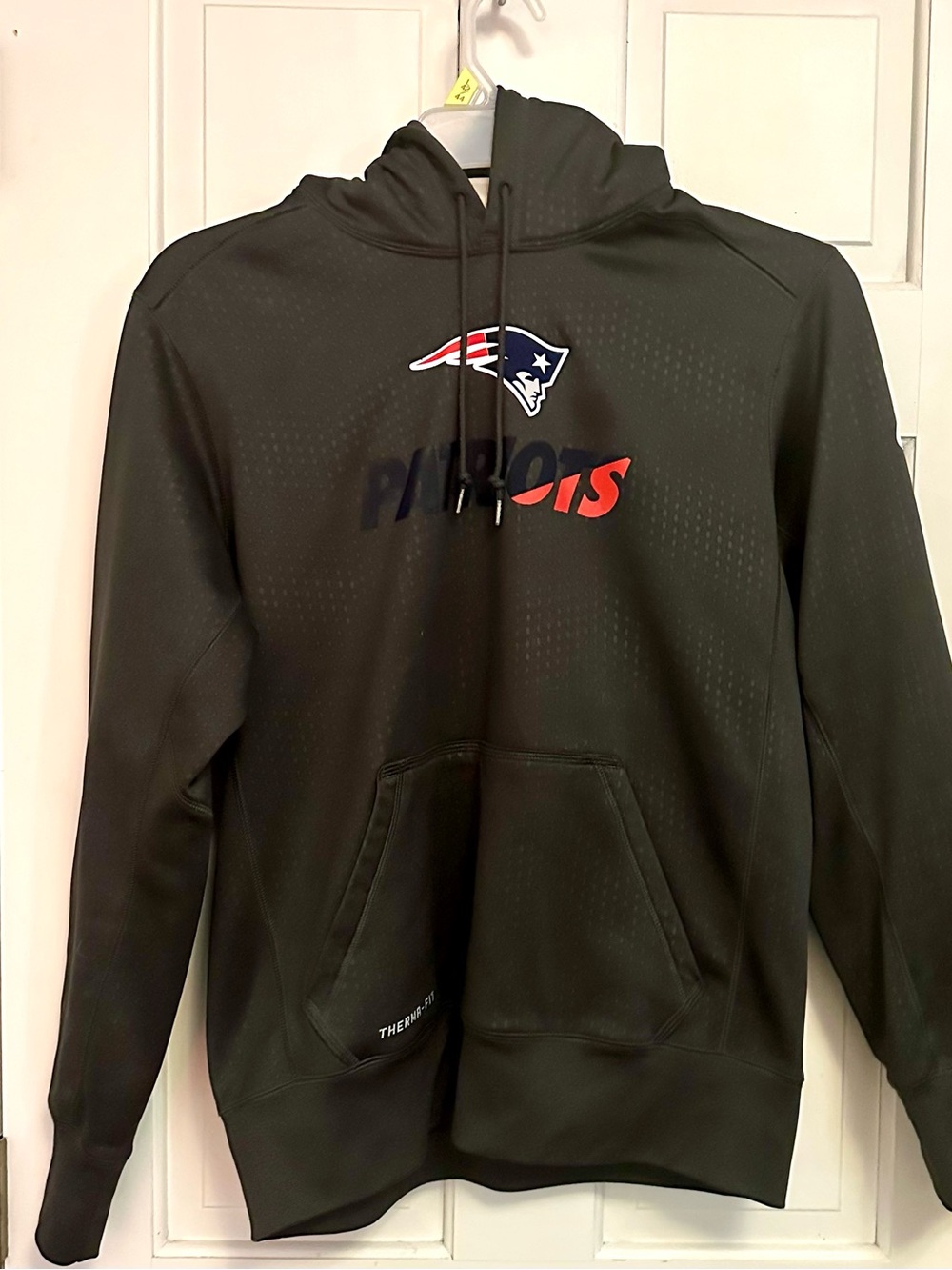 New England Patriots Very Dark Gray/black pullover Hoodie w/ Team and Nike Logo